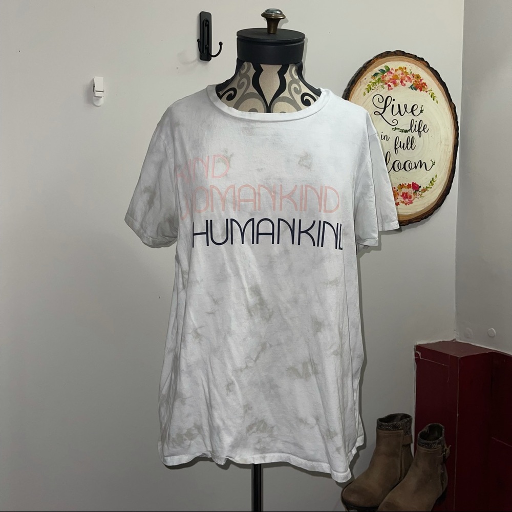 HumanKind Tee